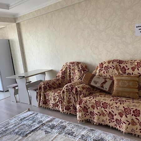 Royal Guesthouse Бишкек Экстерьер фото